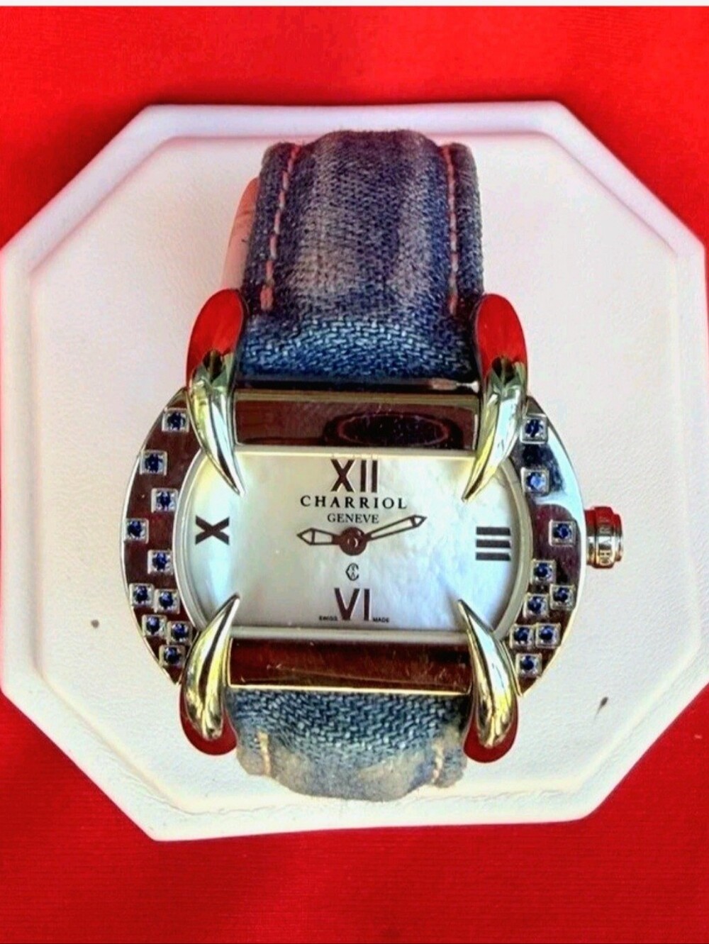 Charriol Geneve "Kucha" series women's watch featuring a blue sapphire-accented - Picture 2 of 9